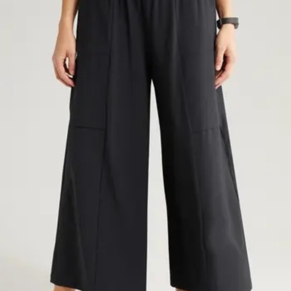 Zella Pants - Nordstrom In Flight Flowy Crop Wide Leg Black Size 4X - Elastic